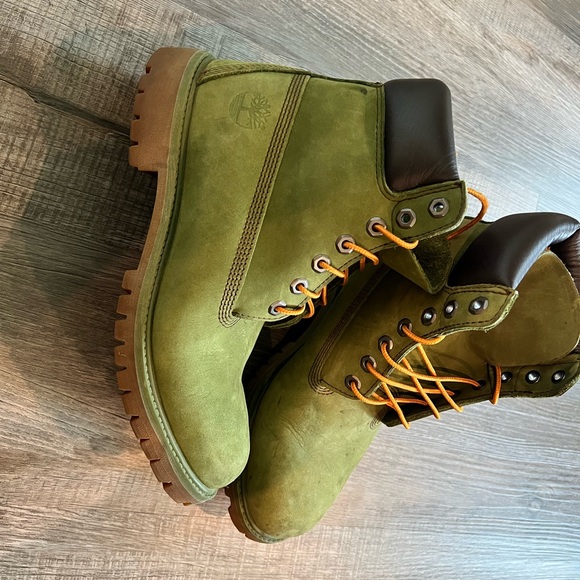 Timberlands - Picture 2 of 3